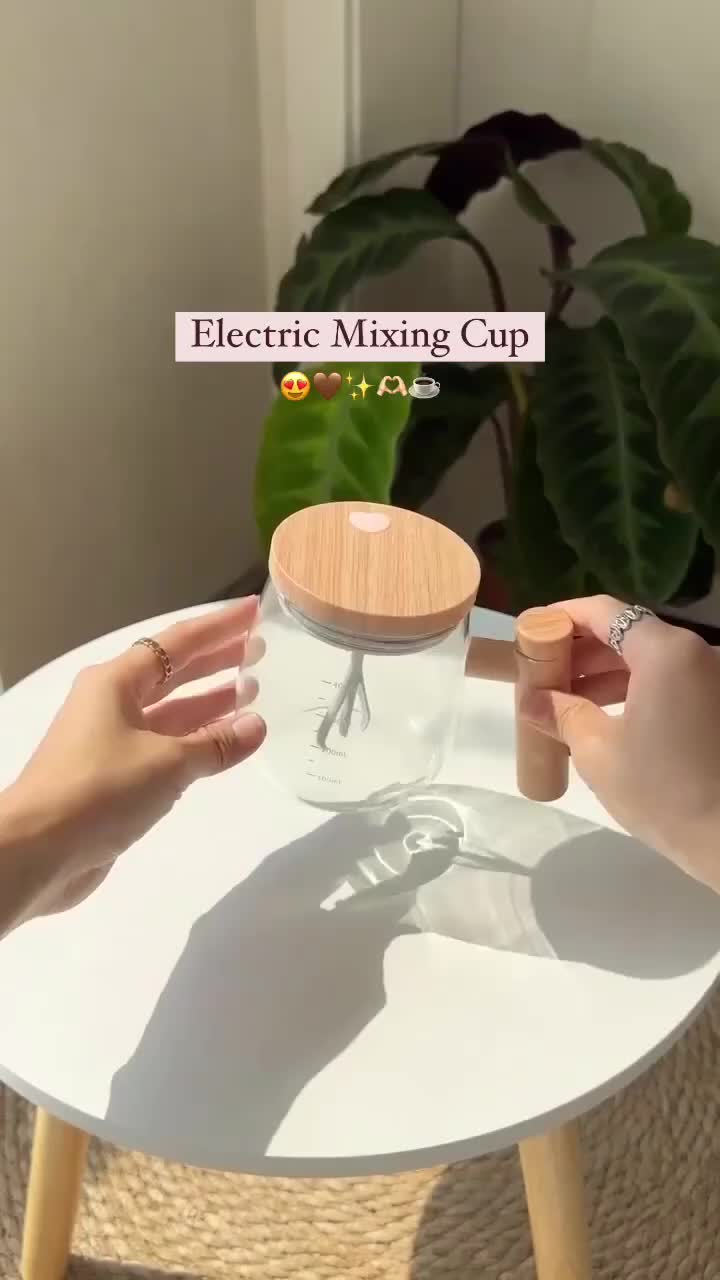 ماگ همزن‌دار شیشه‌ای
